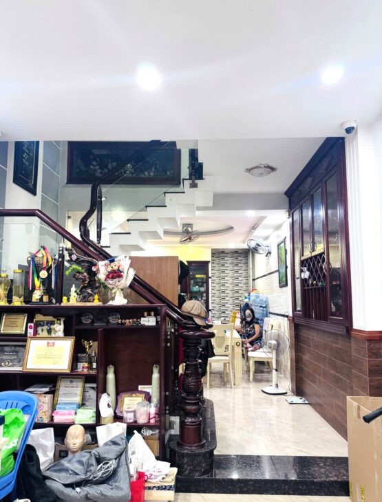 MẶT TIỀN HẺM XE HƠI TRÁNH – 64M2 – 4 Tầng – P.14, Gò Vấp – NHỈNH 9.x TỶ TL!