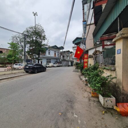 Bán nhà 2 tầng Đặng Xá, Gia Lâm. Đường 10m trục chính view thoáng. Dưới 7 tỷ. Lh 0989894845 Bán nhà 2 tầng Đặng Xá, Gia Lâm. Đường 10m trục chính view thoáng. Dưới 7 tỷ. Lh 0989894845