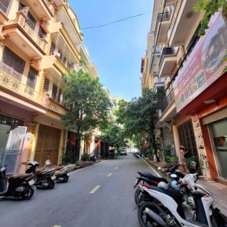 CCMN MẶT PHỐ VƯƠNG THỪA VŨ, 75M*8 TẦNG, Ô TÔ ĐỖ CỬA 24/7. GIÁ 30 TỶ (TL)