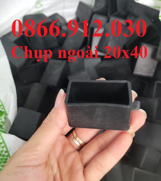 Sản Xuất Nắp Nhựa Bịt Chân Bàn Ghế Số Lượng Lớn, Giao Hàng Nhanh