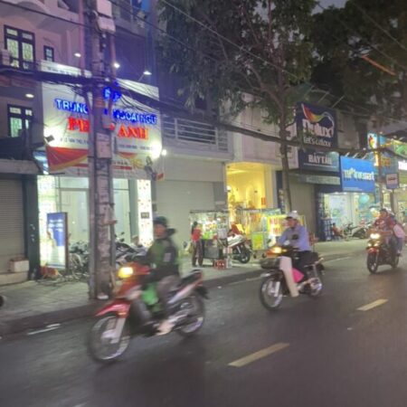 Bán nhà 3 tầng mặt tiền 9x28m giá 45,99 tỷ Đường Lê Văn Thọ