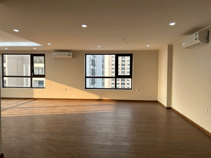 10.10.25 Bán căn hộ 3 ngủ 2 WC UDIC WESTLAKE đối diện Lotte Tây Hồ, ngắm pháo hoa Hồ Tây, căn góc 3