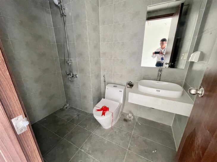 Chính chủ bán gấp căn hộ Sunrise Riverside, 2PN, 54m2, tầng 21, view Nam cực đẹp, Nguyễn Hữu Thọ,