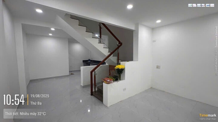 Nhà xinh Q.12, An Phú Đông, hẻm QL1A, 60m2, 2 tầng, 3PN, sổ hồng trao tay, giá chỉ 3.8 tỷ – Gọi