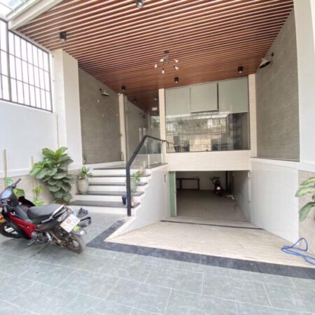 BÁN NHÀ HẦM + 5 LẦU HẺM XE TẢI GẦN QUỐC LỘ 13 – NGAY NÚT GIAO CẦU VƯỢT BÌNH PHƯỚC BÁN NHÀ HẦM + 5 LẦU HẺM XE TẢI GẦN QUỐC LỘ 13 – NGAY NÚT GIAO CẦU VƯỢT BÌNH PHƯỚC