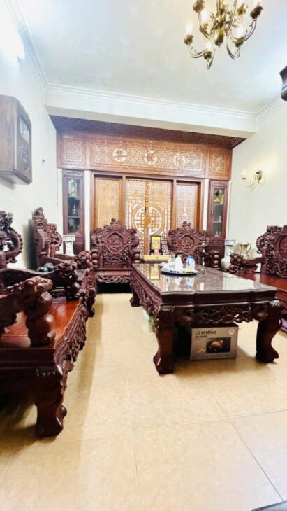 HIẾM – PL Ô TÔ – KINH DOANH – 2 THOÁNG – Ô CHỜ THANG MÁY Nguyễn Văn Huyên, Cầu Giấy 55m.. 5 PN. 21