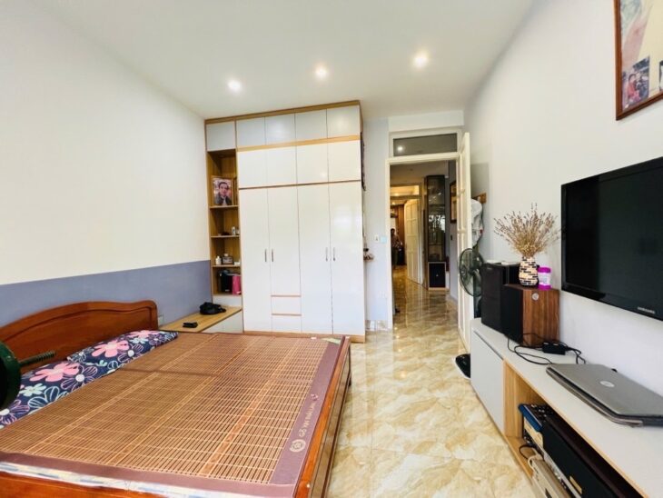 CHUNG CƯ CẦU GIẤY DT 87M 3 NGỦ 2 WC CỰC THOÁNG SÁNG,NHIỀU CỬA SỔ GIÁ 6,6 TỶ