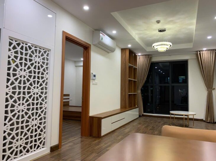 chính chủ cần bán căn hộ 2N-2Vs goldmark 136 hồ tùng mậu giá 7 tỷ xxx nhỏ,để lại full nội thất