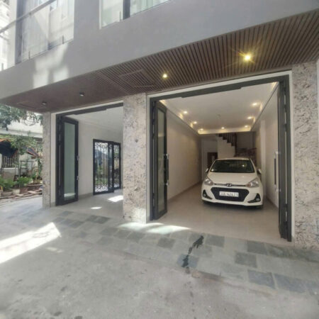 Bán nhà phố Hoa Lâm – Việt Hưng Nhà 6 tầng gara ô tô, full nội thất, lô góc – Ô tô vào tận nhà
