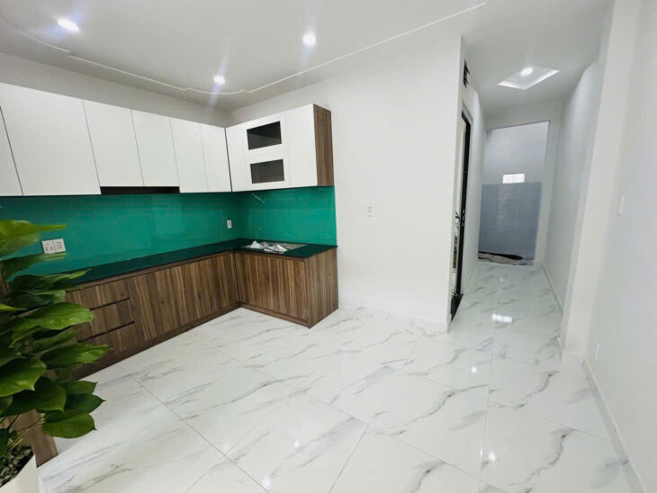 Nhà mới, đường Oto ra vào, ra Lê Văn Việt 3 phút, sổ hông sang tên ngay LH 0382202524
