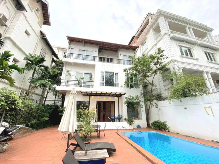 BIỆT THỰ TÂY HỒ – LÔ GÓC VIP – MẶT TIỀN 13M – HỒ BƠI, SÂN VƯỜN – 286M², 4 TẦNG – 69.6TỶ