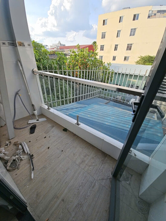 MẶT TIỀN KINH DOANH TÂN PHÚ NGUYỄN THỊ THẬP Q7 NGANG 5 X 15 CÓ 12 TỎI