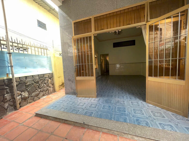 Bán Nhà đường ô tô 4m Đường Lương Thế Vinh , Phường Phước Long , Thành Phố Nha Trang Nhà 3 tầng 3