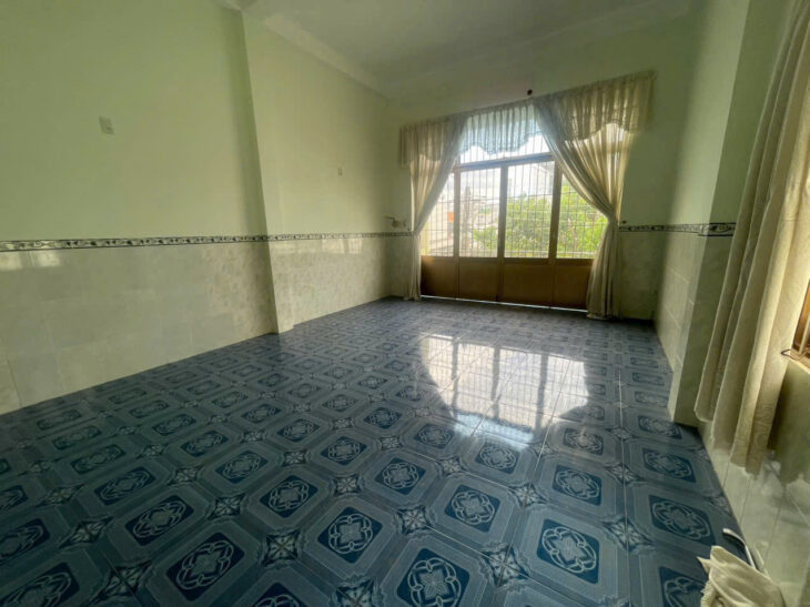 Bán Nhà đường ô tô 4m Đường Lương Thế Vinh , Phường Phước Long , Thành Phố Nha Trang Nhà 3 tầng 3