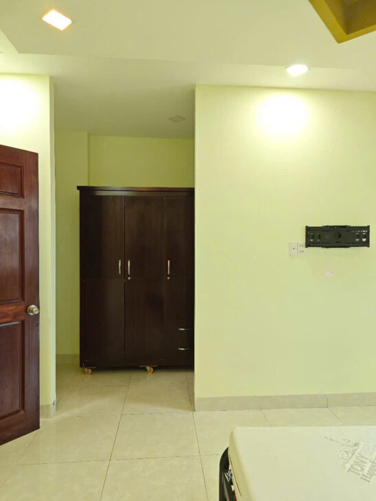 Nhà đường B1 Bùi Phùng VCN Phước Hải – Sổ hoàn công : Giá bán bao sang sổ 9.650 Liên hệ : e để đi