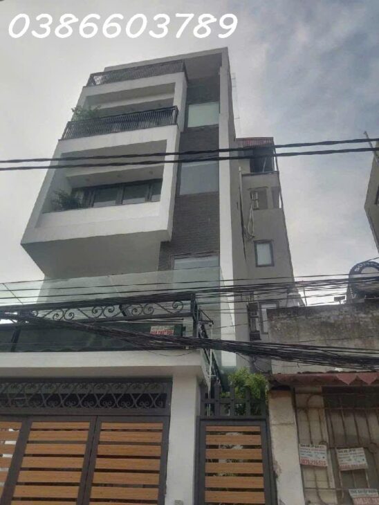 GARA Ô TÔ – THANG MÁY – NHÀ ĐẸP – VĂN PHÒNG – TIỆN NGHI ĐẦY ĐỦ – SÁT KĐT KHAI SƠN