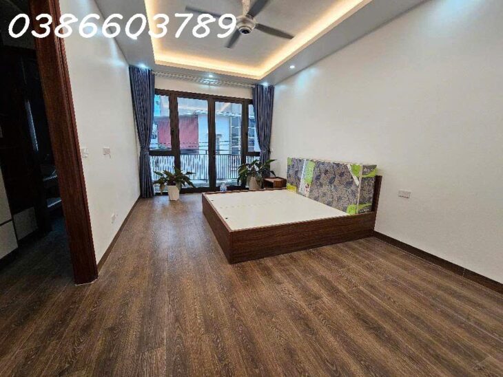 GARA Ô TÔ – THANG MÁY – NHÀ ĐẸP – VĂN PHÒNG – TIỆN NGHI ĐẦY ĐỦ – SÁT KĐT KHAI SƠN