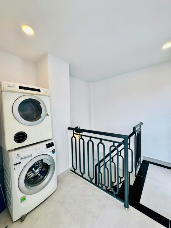 📣 Bùi Viện Quận 1 – Nhà Mới Đẹp Ở Ngay – Phù Hợp Ở Hoặc Cho Thuê – 8.6 Tỷ