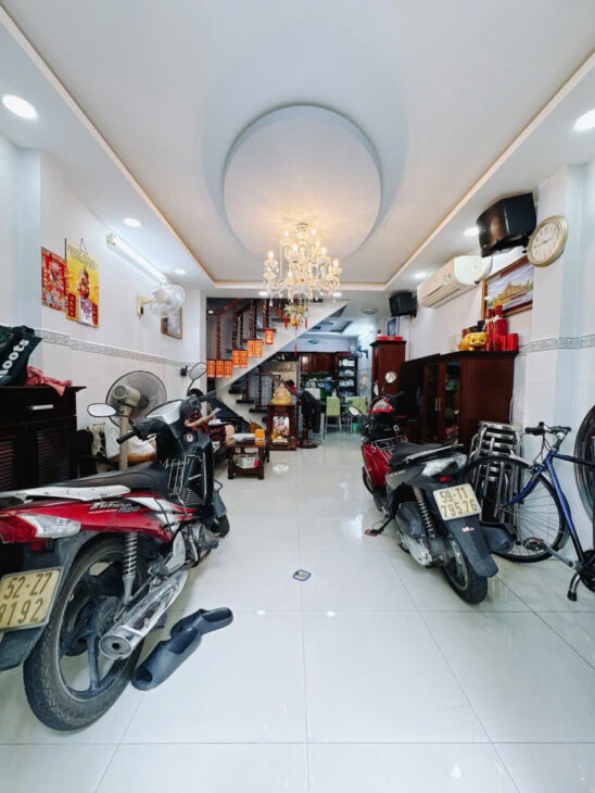 MẶT TIỀN KINH DOANH VĨNH HỘI CÓ 10 TỶ
