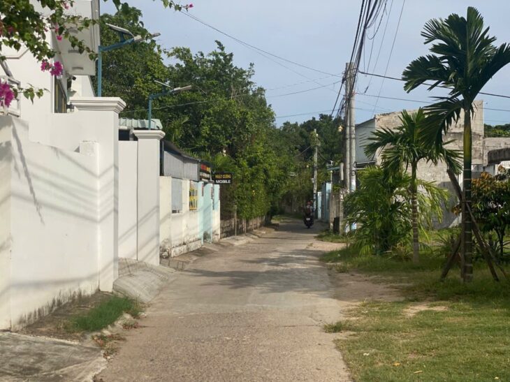 ĐẤT ĐẸP–GIÁ ĐẦU TƯ -CẦN BÁN Lô Góc 2 mặt tiền Bê Tông hẻm 329 Nguyễn Hội, TP.Phan Thiết, Bình Thuận