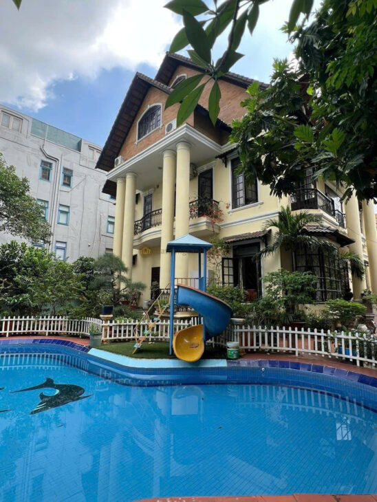 BÁN BIỆT THỰ MT Nguyễn Văn Hưởng, Phường Thảo Điền, Quận 2