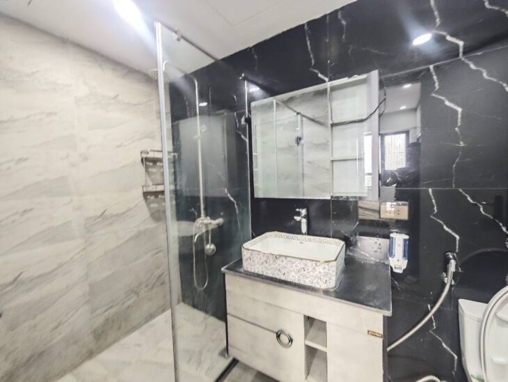 CĂN HỘ ĐƯỜNG NGUYỄN CƠ THẠCH NAM TỪ LIÊM DT 130M-NỘI THẤT TIỀN TỶ-GIÁ 9,350 TỶ