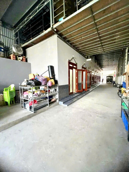 BÁN NHÀ CẤP 4 + KHO XƯỞNG 500M NHỊ BÌNH HÓC MÔN ĐƯỜNG XE TẢI SHR GẦN Q12