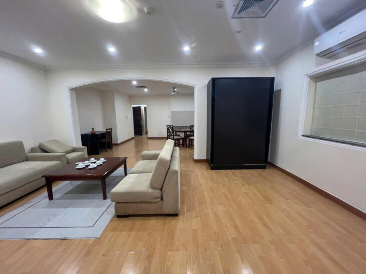 Cho thuê căn hộ 120m², 2PN – 2WC, gần phố Nguyễn Du & Phố Huế, Căn đẹp trung tâm, giá cực tốt!