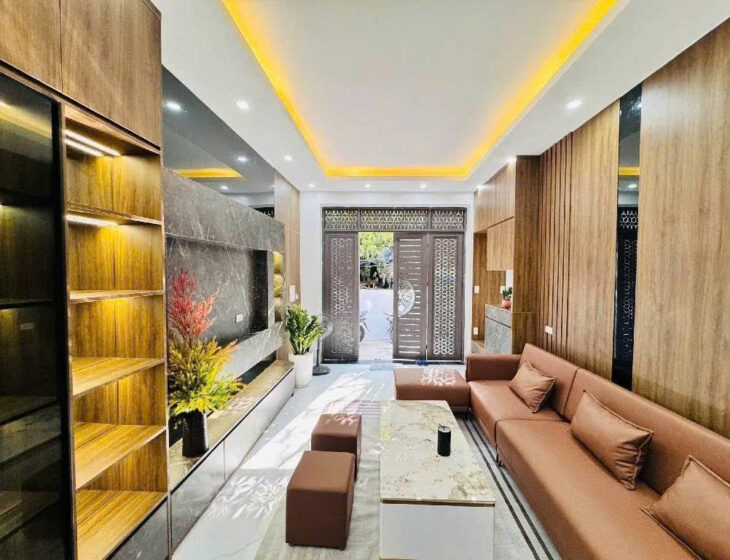 Hiếm, Trịnh Văn Bô DT 36.5m2-5 tầng, Ô tô, đường thông KD, giá 7.58 tỷ