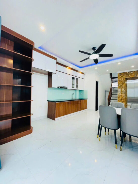 Chính Chủ Bán Nhà MAI DỊCH/Cầu Giấy 38m2 6 Tầng Thang Máy Xây Mới Ô Tô Đỗ Cổng Hơn 10 Tỷ