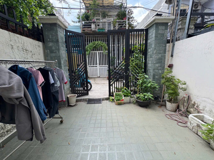 Bán Nhà hẻm 6m đường HàHuy Giáp phường THẠNH LỘC Q12.DT 71m2 💵 5,2tỷ.