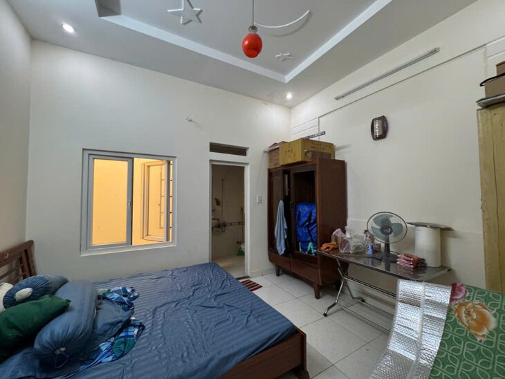 Bán Nhà hẻm 6m đường HàHuy Giáp phường THẠNH LỘC Q12.DT 71m2 💵 5,2tỷ.