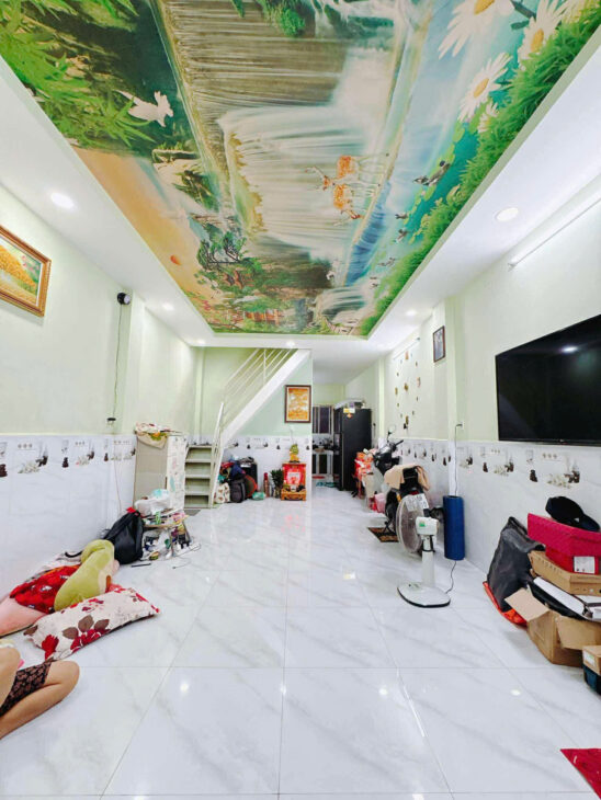 HẺM 4M ĐƯỜNG SỐ HOÀNG DIỆU Q4 NGANG 5.45 X14 CÓ 5 TỎI