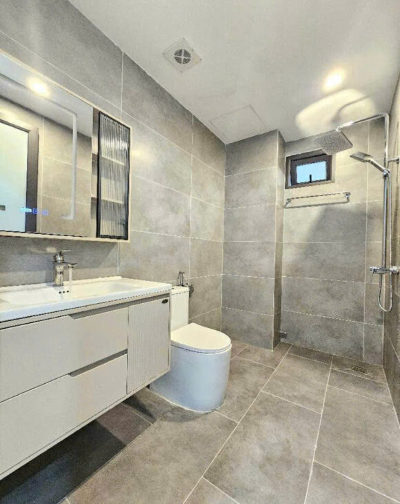 GẦN 10TỶ- VÕ CHÍ CÔNG/ TÂY HỒ – NHÀ MỚI 40M2- 6 TẦNG THANG MÁY – 10M RA Ô TÔ – MỚI KÍNH KOONG