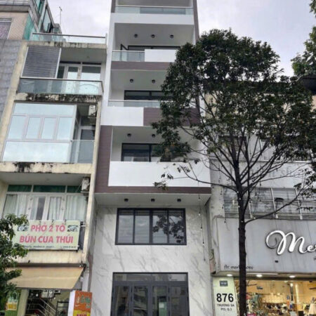 Cho thuê nhà Mặt tiền – Quận 3 – ̀5 tầng – ̀5 PN – Giá 40 tr/ tháng