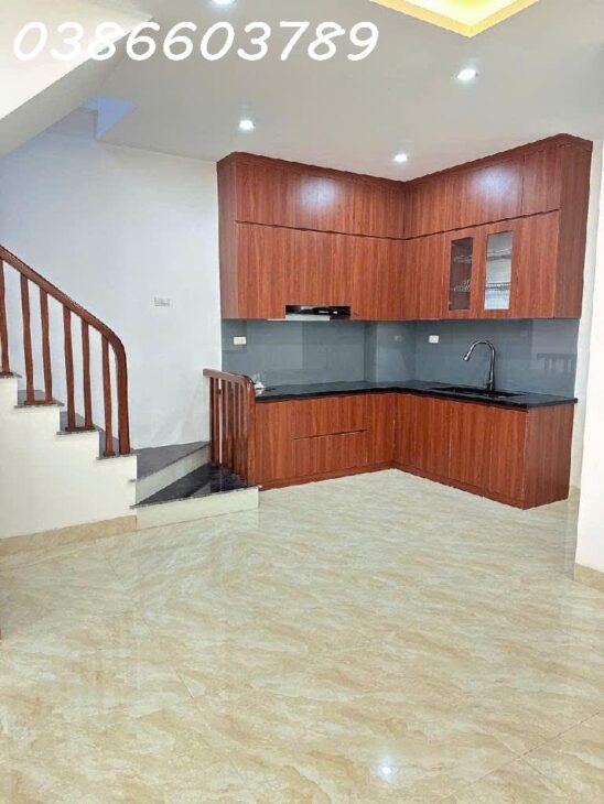 NHÀ 30.5M² – 5 TẦNG – MẶT TIỀN 4M – NGÕ 36 PHỐ ĐỨC GIANG – Ô TÔ ĐỖ CỔNG – GIÁ 6.15 TỶ
