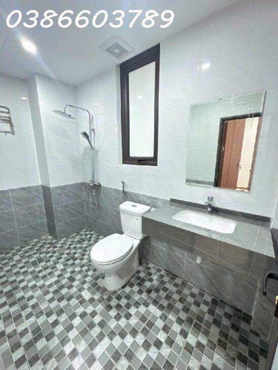 NHÀ 30.5M² – 5 TẦNG – MẶT TIỀN 4M – NGÕ 36 PHỐ ĐỨC GIANG – Ô TÔ ĐỖ CỔNG – GIÁ 6.15 TỶ