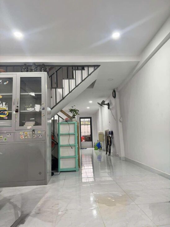 ✨ Bán nhà Hẻm Đẹp đường Âu Dương Lân, P3, Q8 – Giá chỉ 3,7 tỷ ✨