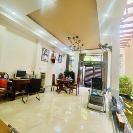 NHÀ ĐẸP CHÍNH CHỦ 💰8.5TỶ TL, 72M², NGANG HƠN 5M – CỰC HIẾM KHU CMT8, TÂN BÌNH. Gần Q10-Q3