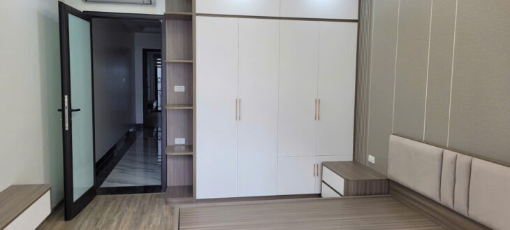 Bán nhà 60m² 5 tầng thang máy mặt ngõ Nguyễn Sơn, Long Biên – gần Nguyễn Văn Cừ – giá 12.9 tỷ