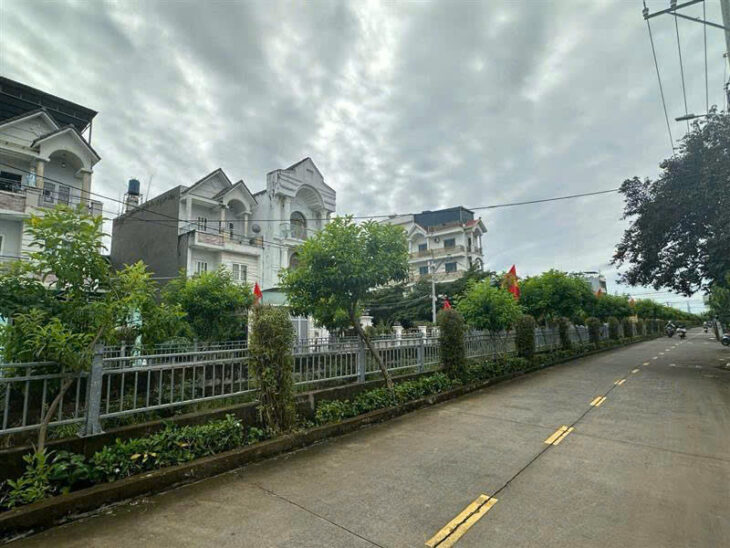 Bán gấp đất thổ cư GẦN HÀ HUY GIÁP P.An Phú Đông, Q.12: 170m2, sổ đỏ trao tay, giá chỉ 7.3 tỷ – vị