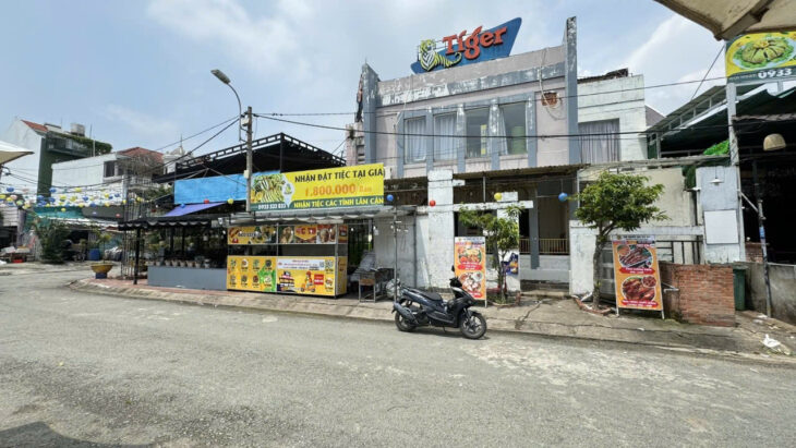 Đất Mặt Tiền KDC Bình Chánh View Sông Hồ – Sát Quận 8 – Đang Có Dòng Tiền Cho Thuê – Ngang Khủng