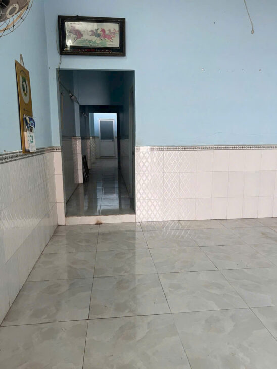 BÁN NHÀ CẤP 4 –SHR 5 X 20M TRỊNH THỊ DỐI, ĐÔNG THẠNH, HÓC MÔN HẺM XE HƠITHÔNG