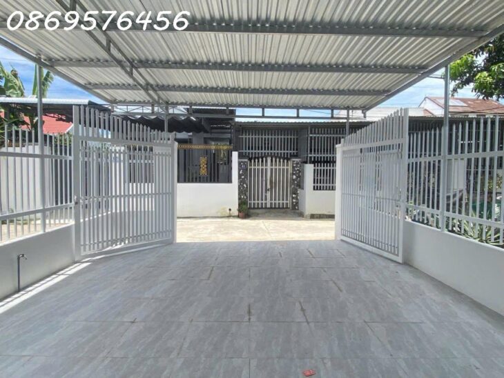 BÁN NHÀ GIÁ RẺ TẠI KHÁNH HOÀ CHỈ 1.6 TỶ CÓ NGAY 238 MÉT LUÔN CẢ NHÀ