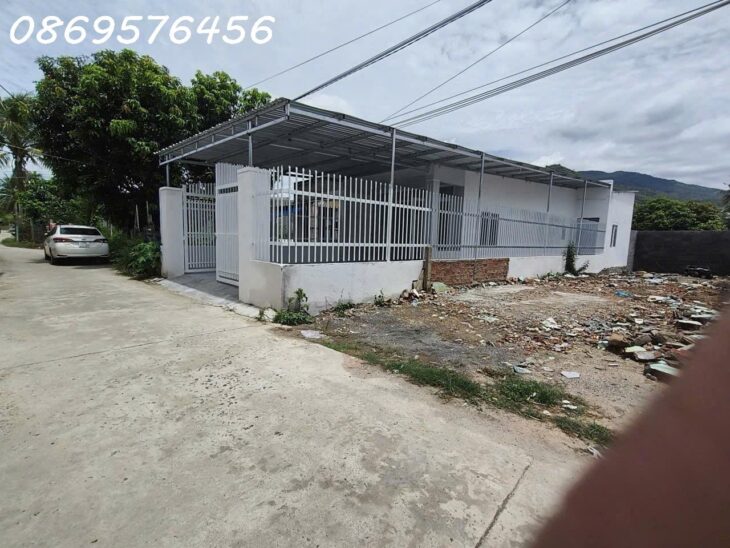 BÁN NHÀ GIÁ RẺ TẠI KHÁNH HOÀ CHỈ 1.6 TỶ CÓ NGAY 238 MÉT LUÔN CẢ NHÀ