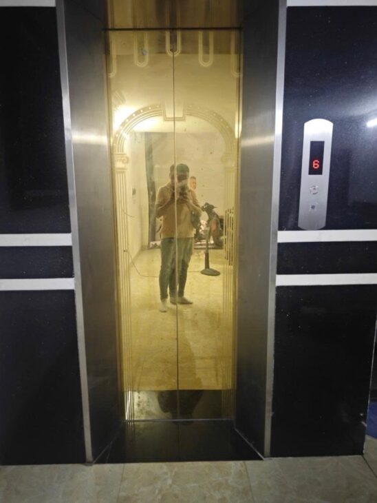 VŨ MIÊN TÂY HỒ DT 43M x7 TẦNG THANG MÁY 13,5 TỶ,VÀI BƯỚC RA HỒ