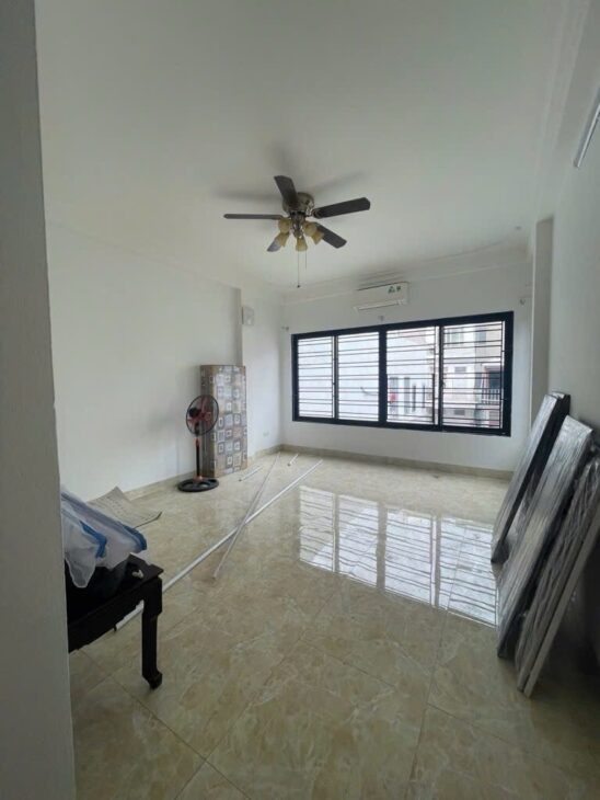 VŨ MIÊN TÂY HỒ DT 43M x7 TẦNG THANG MÁY 13,5 TỶ,VÀI BƯỚC RA HỒ