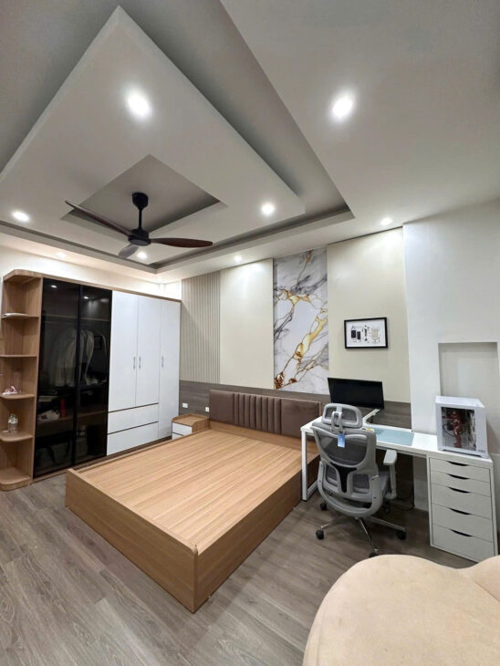 BÁN NHÀ PHỐ VĂN CAO – TRUNG TÂM BA ĐÌNH – NHÀ MỚI ĐẸP Ở NGAY – 32m2 CHƯA ĐẾN 8 TỶ