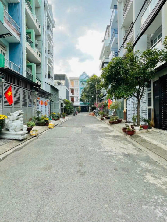 BÁN NHÀ 5 TẦNG, HẺM XE HƠI THÔNG ĐƯỜNG SỐ 59, PHƯỜNG AN HỘI TÂY TPHCM (NHÀ 1 TRỤC NGAY CÔNG VIÊN