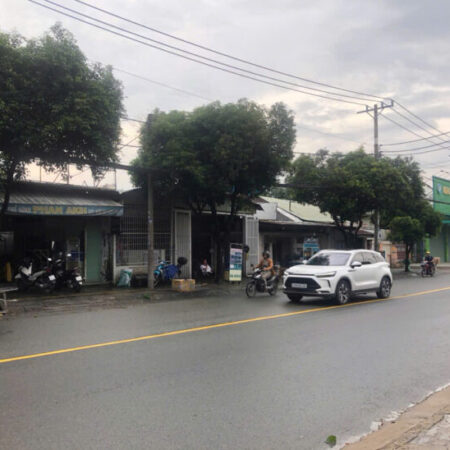 Bán nhà mặt tiên ngang 23m có 679m2 thổ giá 55 tỷ Đường Lê Văn Khương